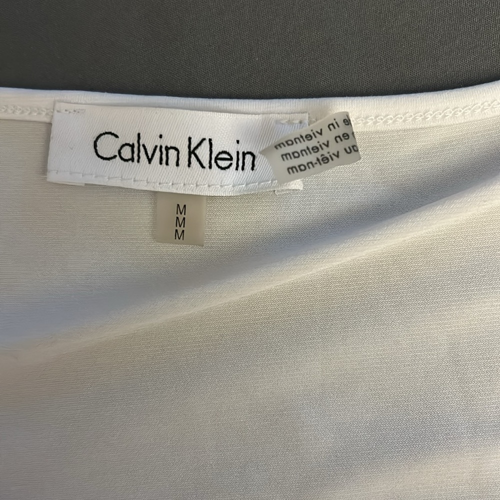 Calvin Klein top - Picture 2 of 2